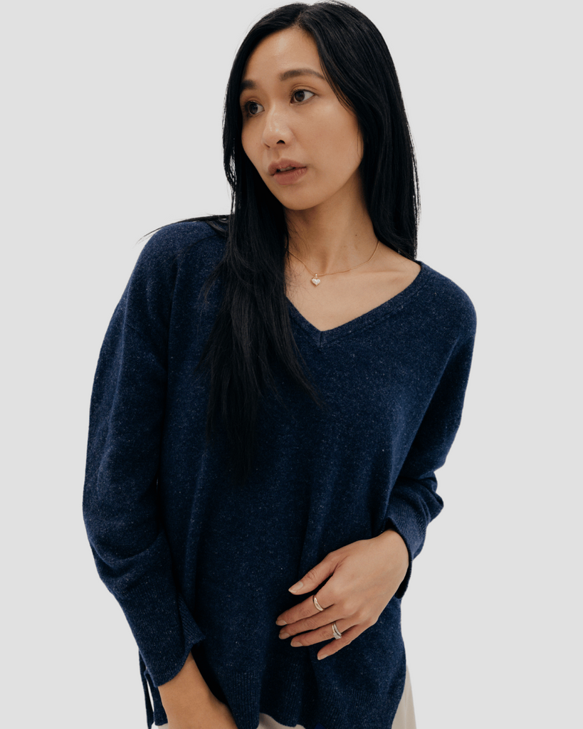 Women's V - Neck - Navy - Hemprino